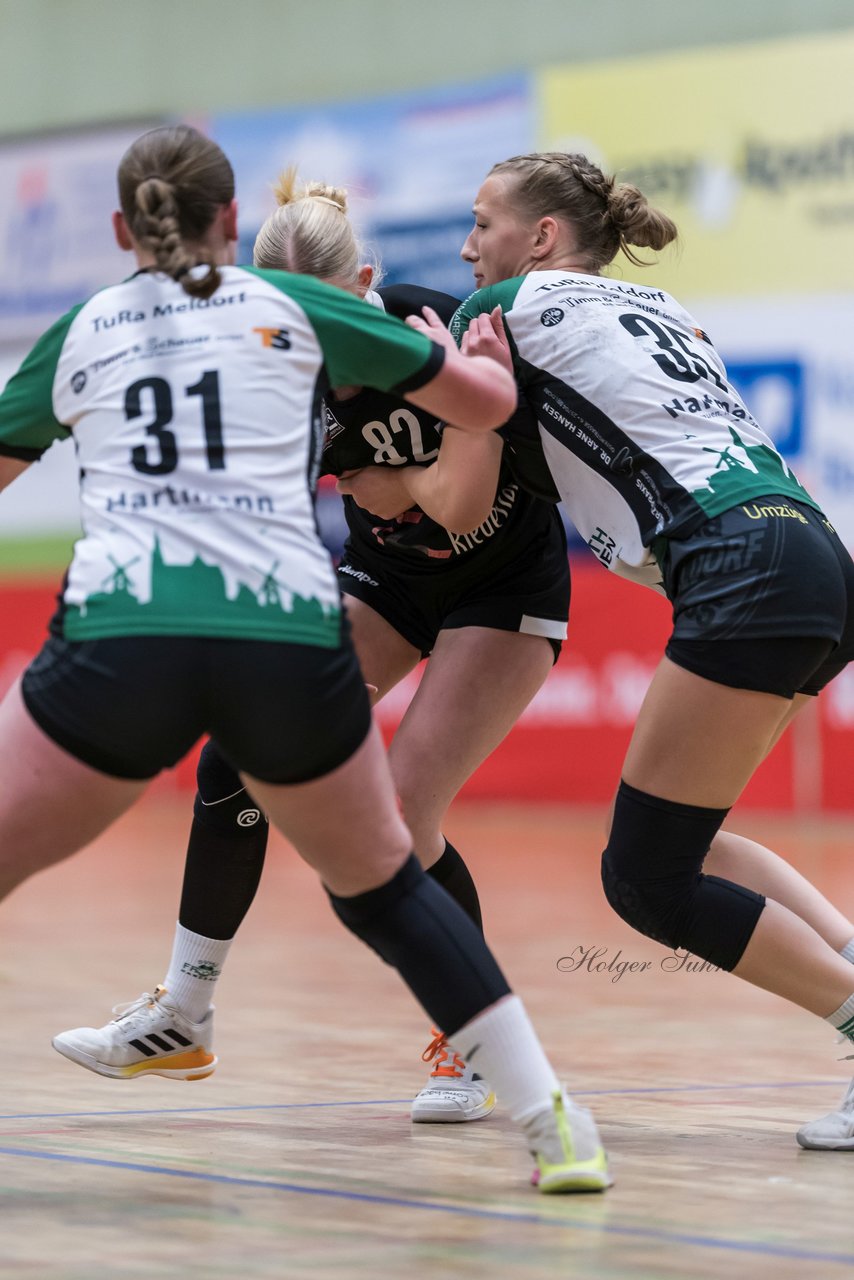 Bild 126 - wBJ SV Henstedt Ulzburg - TuRa Meldorf : Ergebnis: 22:38